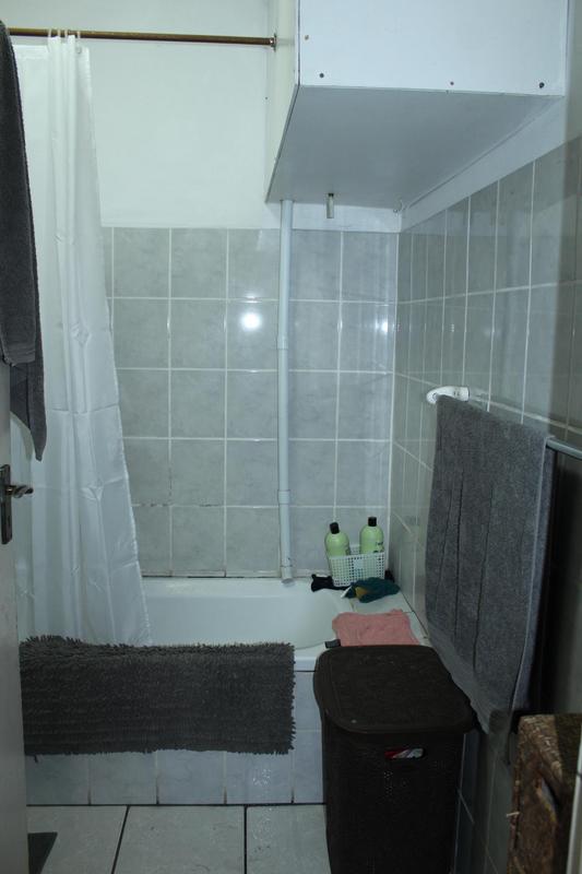 To Let 1 Bedroom Property for Rent in Avondale Western Cape